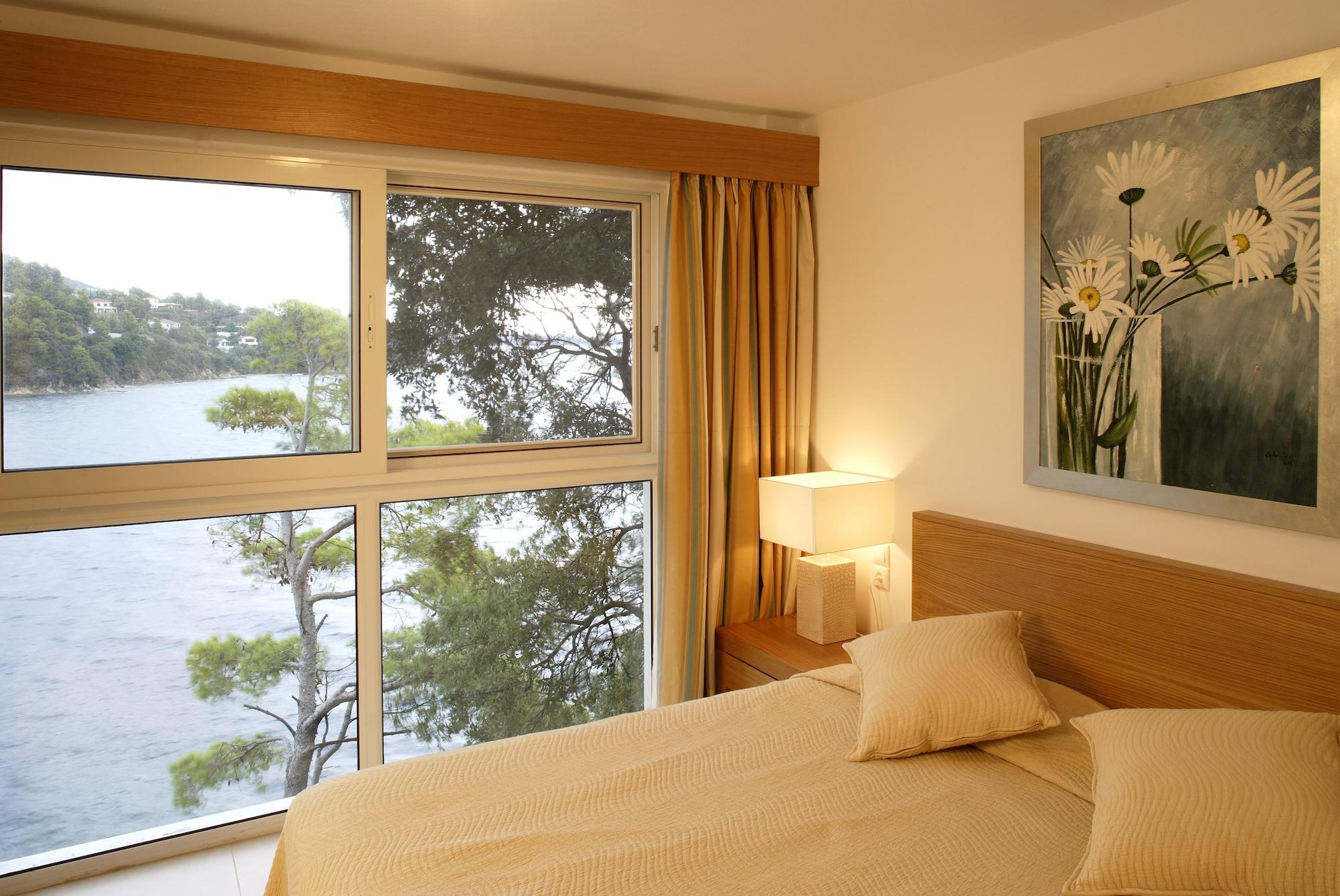 Cape Kanapitsa Hotel & Suites Zimmer foto